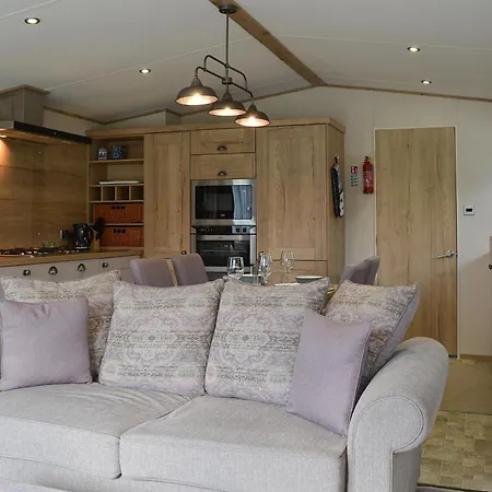 Watches - Uk13544 Holiday home *